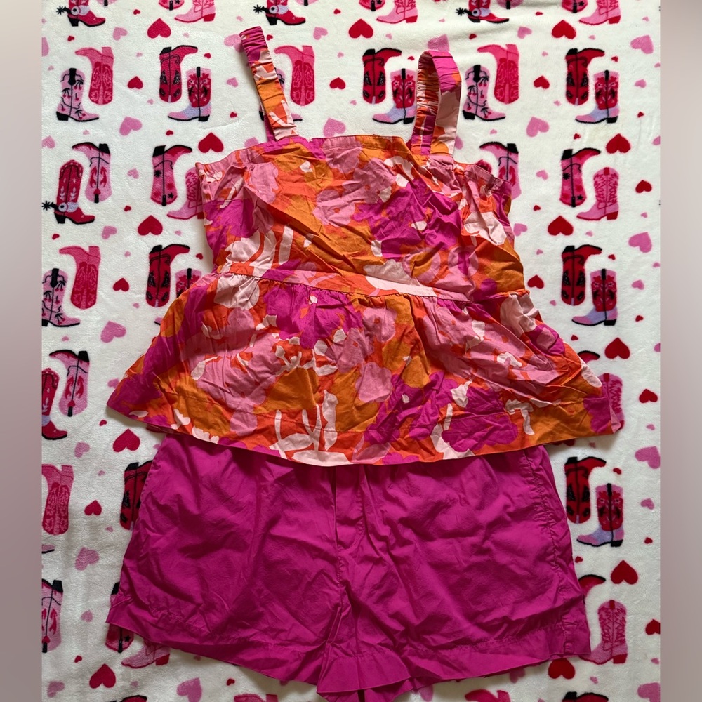 Plus size like new Free Assembly pink and orange set XL shorts XXL top
